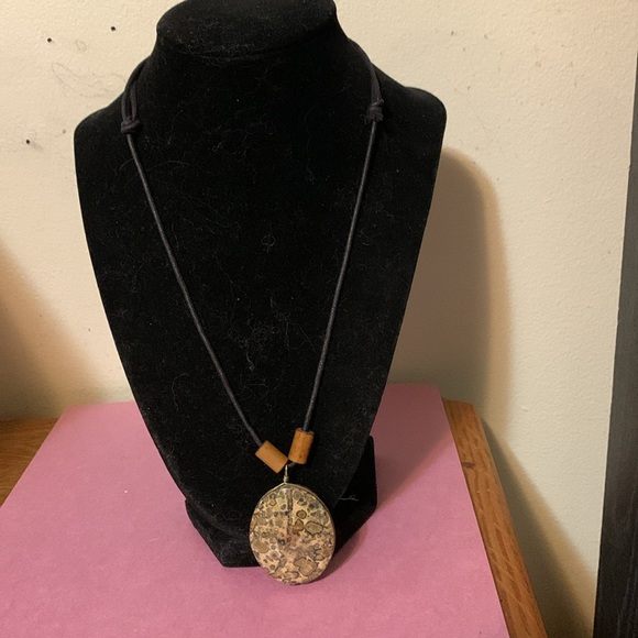 Unique necklace - Picture 3 of 6